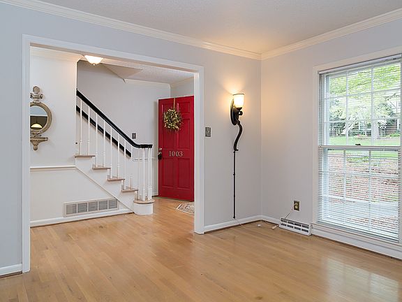  Lots of natural light