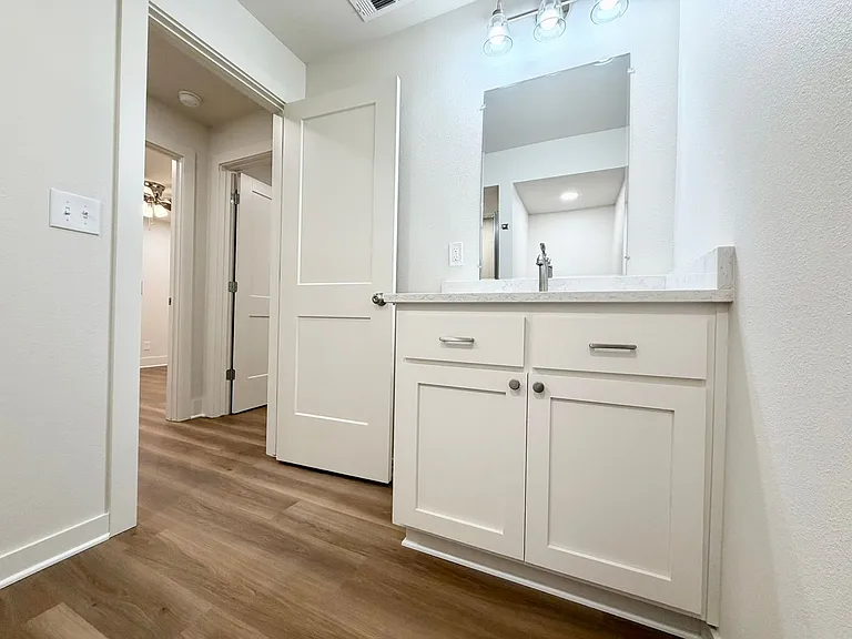 14911 Dutchmans Dr — Photo 16