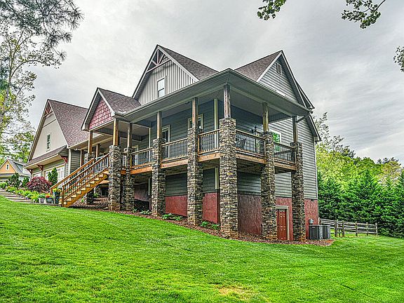 1 acre with fenced yard!