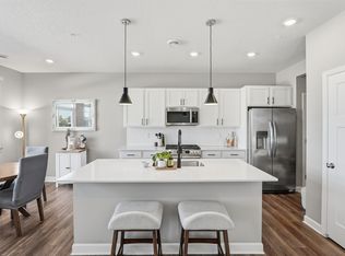 1927 Prospect Ln, Carver, MN 55315