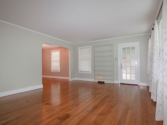 5th image of 777 Hawthorne St