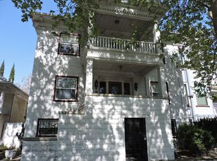 1221 F St APT 4, Sacramento, CA