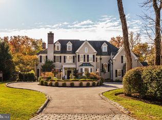 423 Boxwood Rd, Bryn Mawr, PA 19010