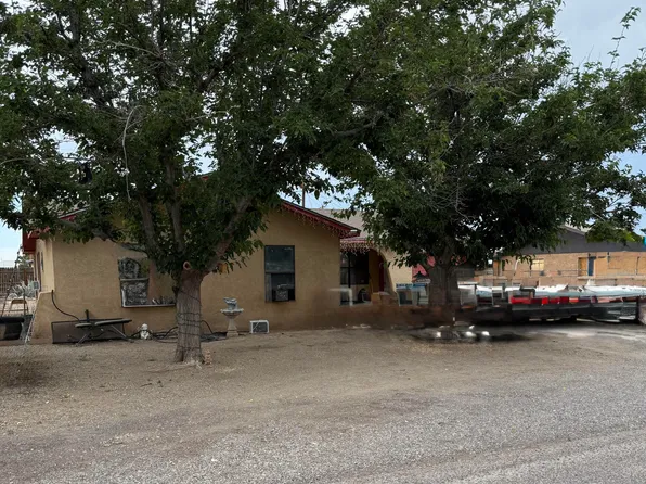 1203 Drake St, Socorro, NM 87801