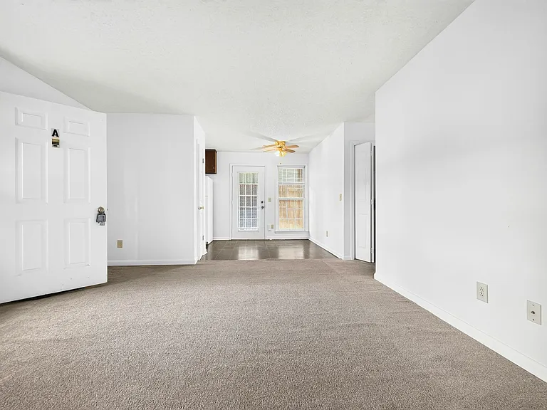 6209 Friar Tuck Dr NW #A — Photo 17