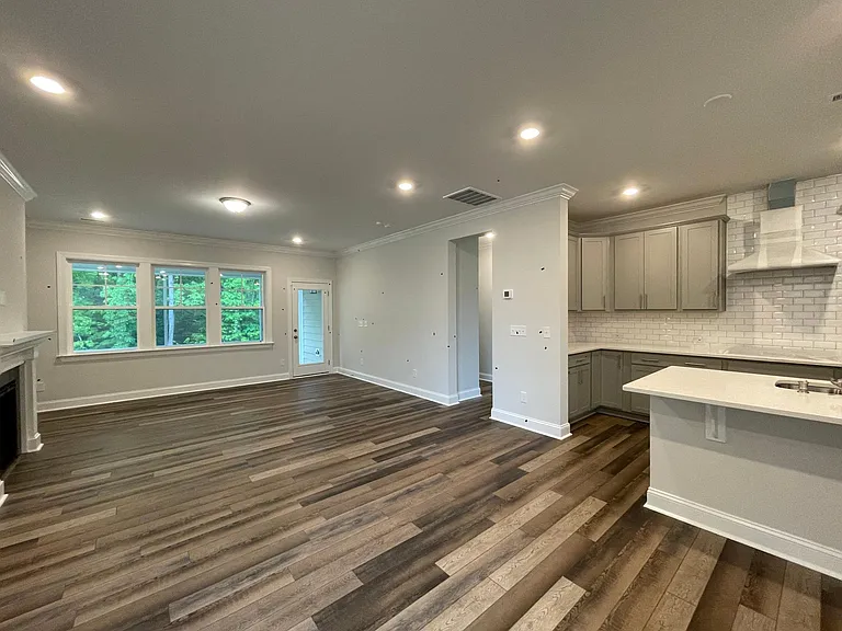 3924 Mount Moran Rd — Photo 5