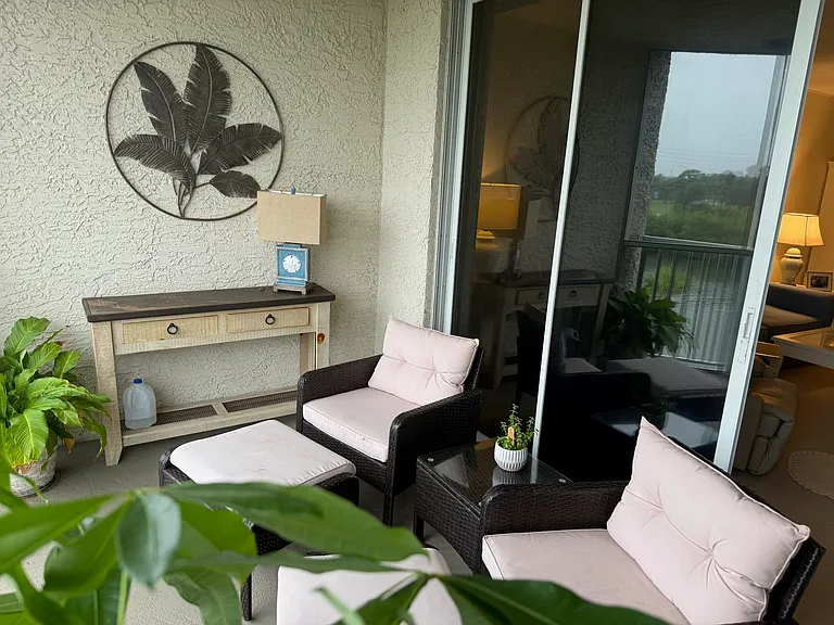 426 Bouchelle Dr #303 — Photo 31