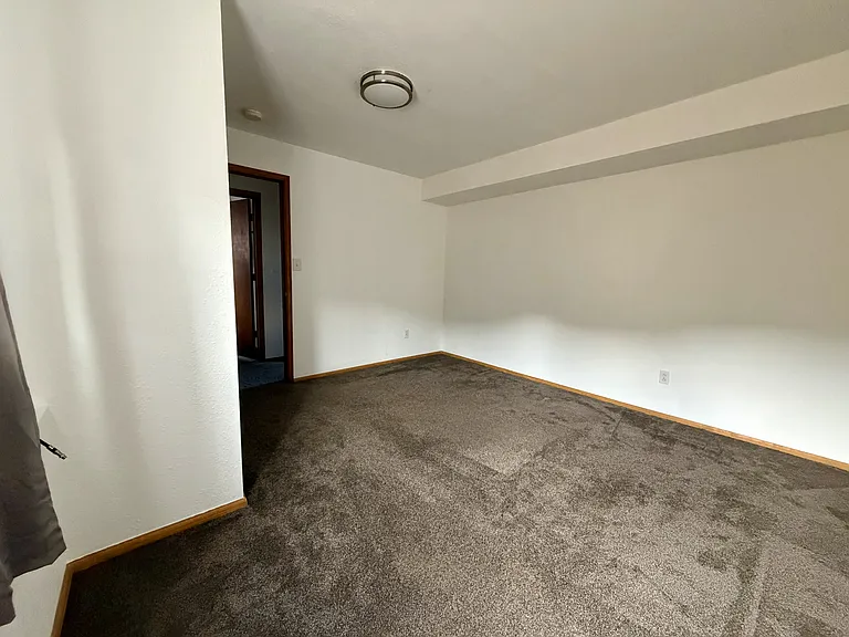 73 Sunlight Ln — Photo 17