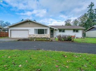 704 Page Rd, Winchester, OR 97495