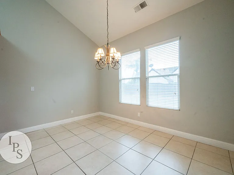 32 W Serena Ave — Photo 8