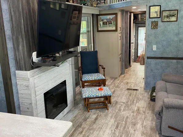 126 Deer Run, Milford, PA 18337