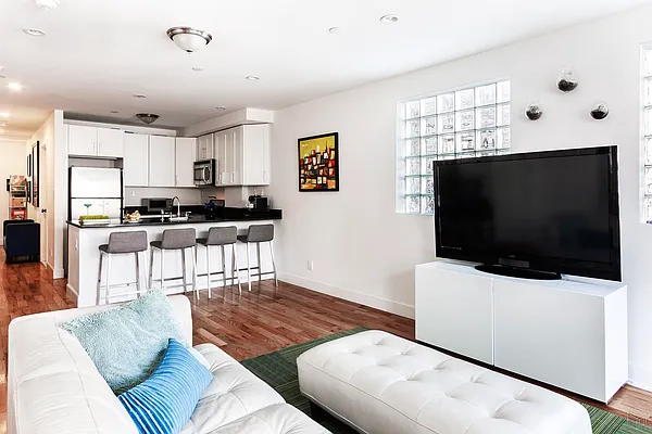 Rented by Brown Harris Stevens | media 8