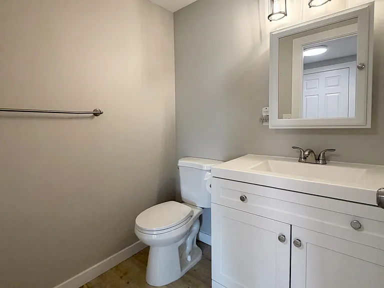 7154 46th Pl SW #C — Photo 9