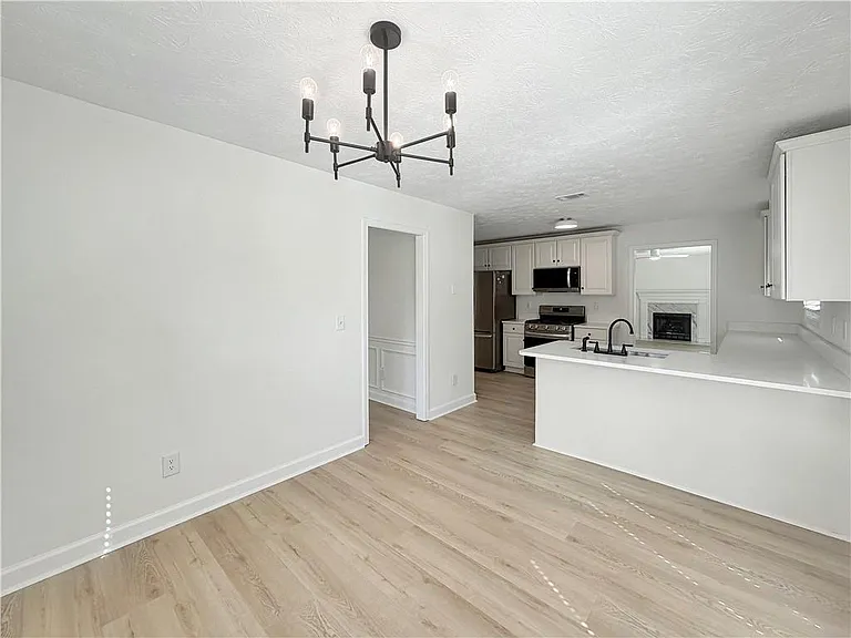 2845 Factor Walk Blvd — Photo 8