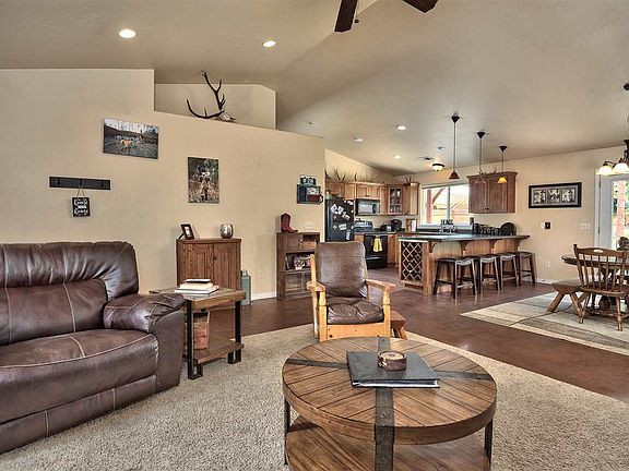 Open Floorplan!