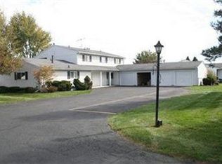 8957 W Ridge Rd, Elyria, OH 44035