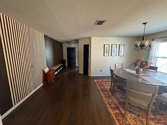 5th image of 2137 Barracks Dr