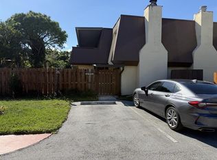 3522 Gardens East Dr APT A, Palm Beach Gardens, FL 33410