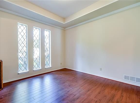4th image of 2408 Dunwick Dr