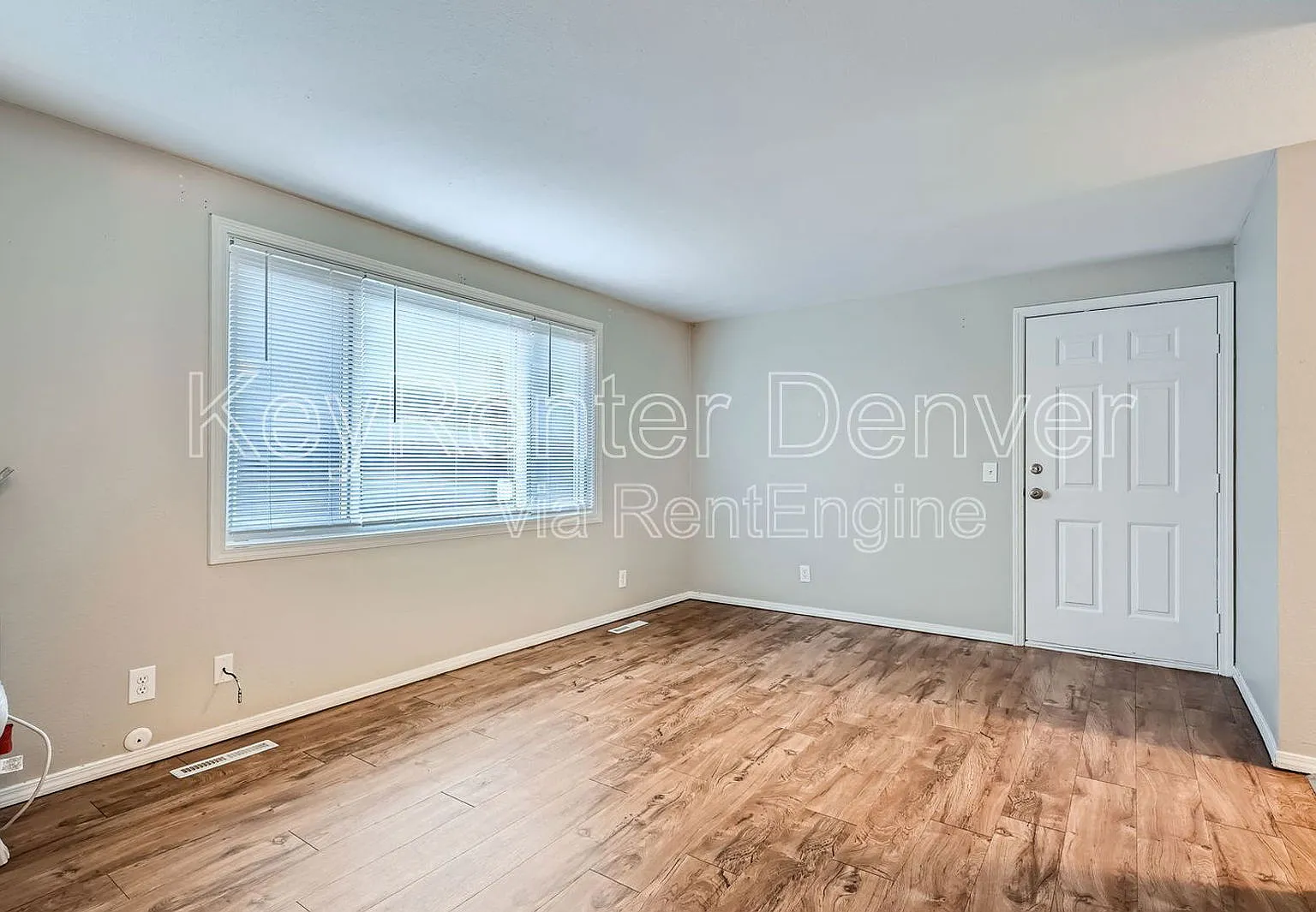 2 bed, 1.0 bath, 705 sqft, $1,295 — Photo 3