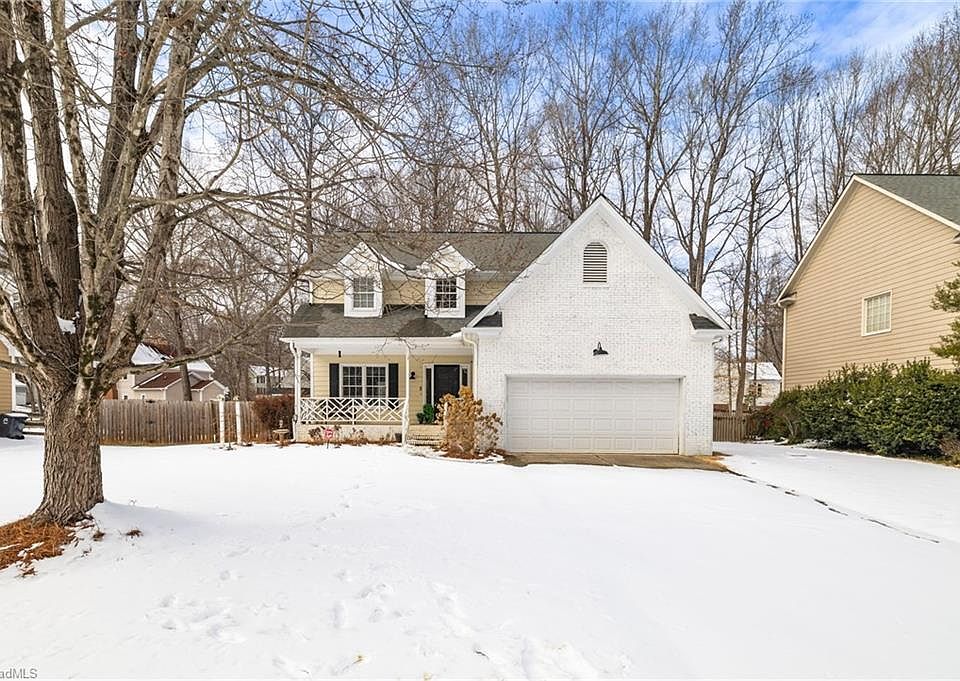 1st image of 2602 Regents Park Ln