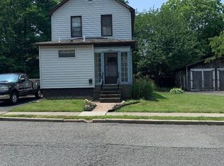 40-42 S Talmadge St, New Brunswick, NJ 08901