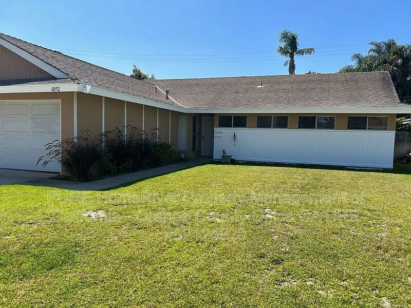 3 bed, 2.0 bath, 1280 sqft, $4,400 — Photo 2
