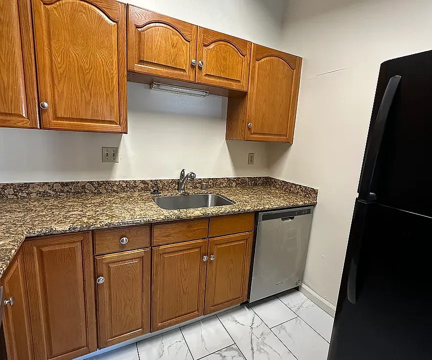 137 Maher Ct #3