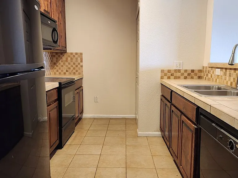 3865 S Dayton St #305 — Photo 13