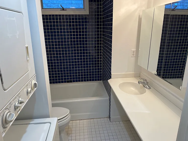 28 Dimick St #2 — Photo 10
