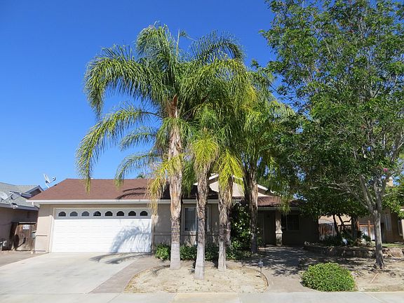2nd image of 25072 Steiner Dr