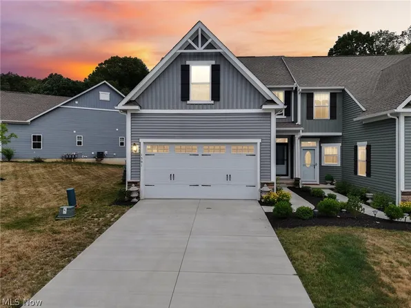 1591 Mud Brook Ct, Akron, OH 44313