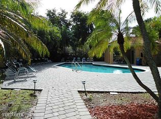 11223 Lakeview Dr #59-Q, Coral Springs, FL 33071