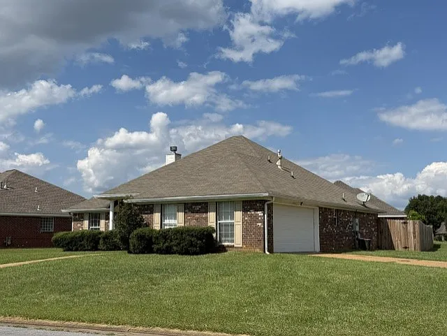 624 Oak Ridge Way — Photo 2