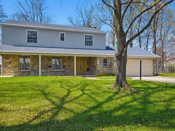 1515 Lakewood Dr, Bucyrus, OH 44820