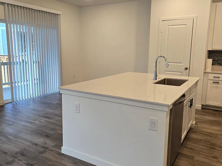 669 McGeal Pl — Photo 31
