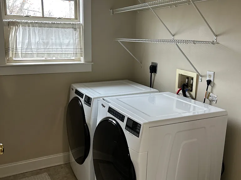 119 Mountain Dr — Photo 23