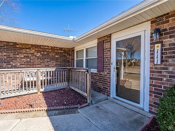 4th image of 111 Kings Chapel Dr