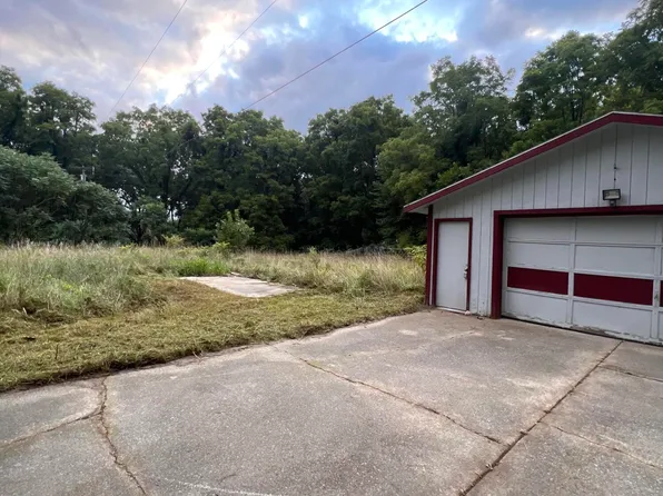 8601 E Dr N, Battle Creek, MI 49014