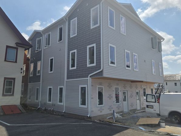 20 Front St APT 3