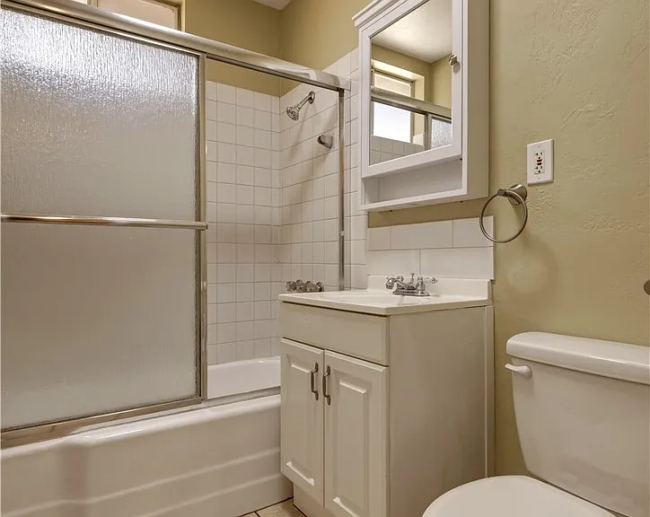 17723 Horace St — Photo 9