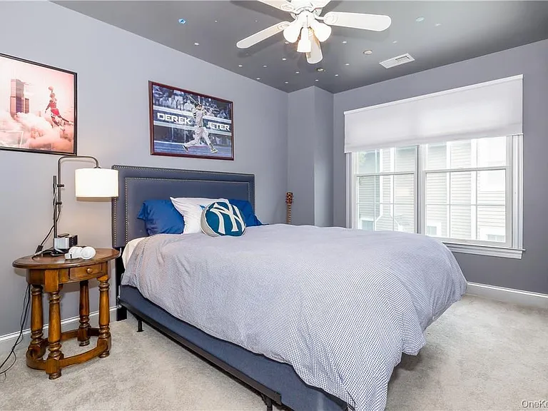 7 Hopkins Ln — Photo 15