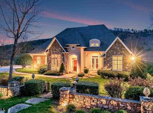 237 Pippin Cir, Clarkesville, GA 30523