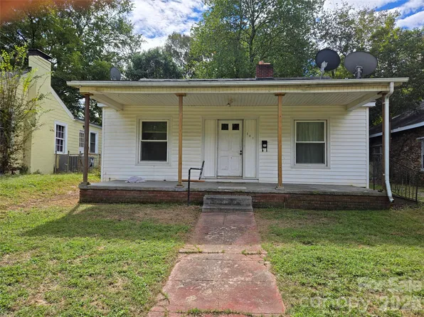 207 W Washington Ave, Bessemer City, NC 28016
