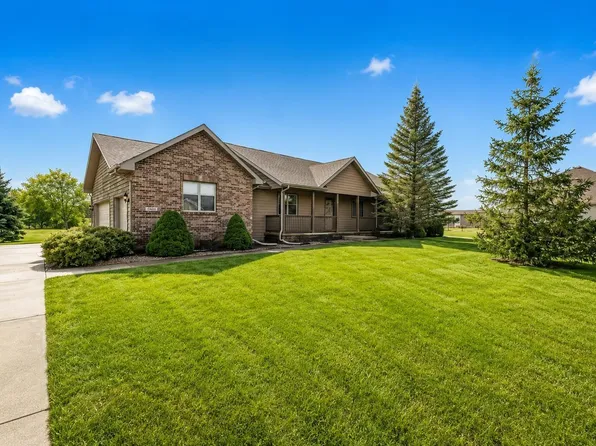 5005 W 152nd Ct, Crown Pt, IN 46307