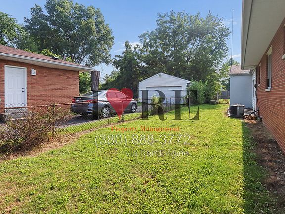5th image of 906 Garvey Rd