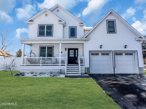 237 Neptune Avenue, Beachwood, NJ 08722