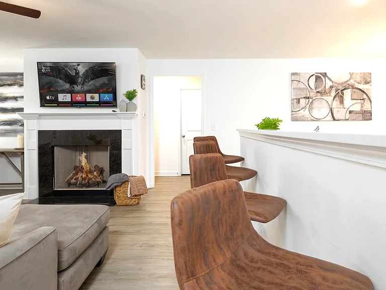 237 Hudson Dr — Photo 31