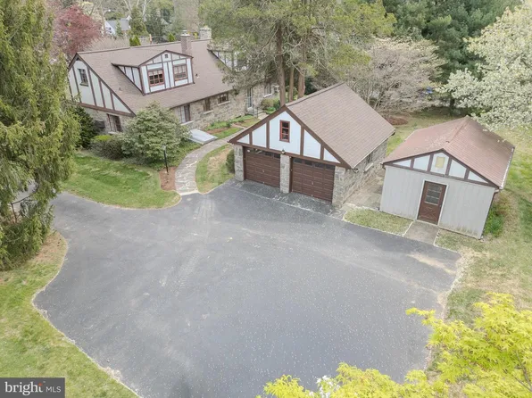 153 E Rose Valley Rd, Rose Valley, PA 19086