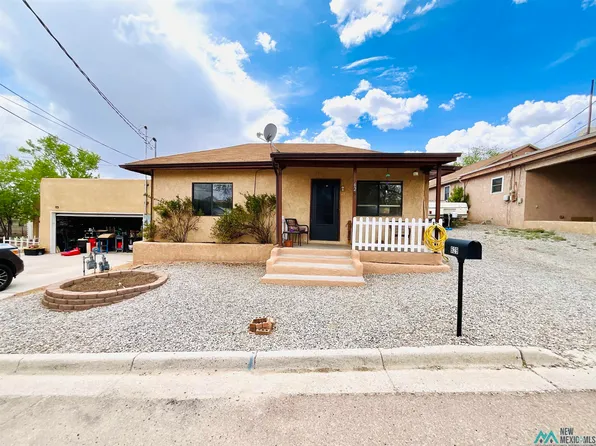 629 N 4th St, Gallup, NM 87301